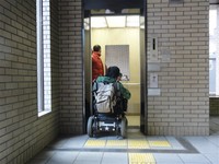 Medium_01_地下鉄広瀬通駅エレベーター