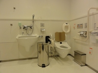 Medium_01_仙台ＰＡＲＣＯ9階トイレオストメイト対応トイレ