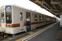 Medium_一般車両の入口