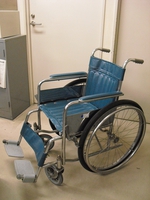Medium_貸出車椅子