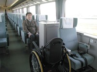 Medium_車椅子対応特急車内の様子