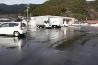 Medium_駐車場