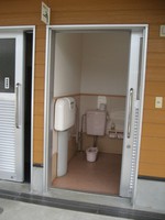 Medium_トイレ入口