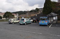Medium_駐車場２