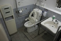 Medium_トイレ内