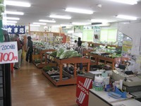 Medium_２店内