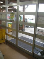 Medium_２店内入口