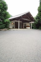 Medium_駐車場２