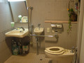 Thumb_２．ゆうあい熊野館１階車いすトイレresize2062