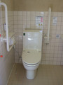 Thumb_３．熊野大社境内車いすトイレ内resize2161
