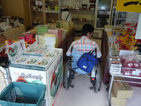 Medium_１．売店resize5307