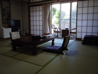 Medium_２．和室内resize5256