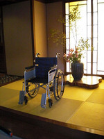 Medium_１．貸出用車いすresize3975