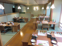 Medium_1.レストラン内resize5179