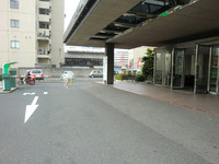 Medium_２．建物出入口付近resize2783