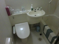 Medium_３．トイレとバスルーム内resize2402
