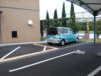 Medium_１．障がい者駐車場resize3271