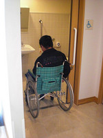 Medium_３．１階車いすトイレ入口resize3264
