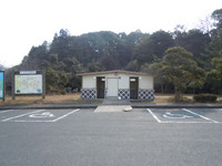 Medium_１．障がい者駐車場resize4839