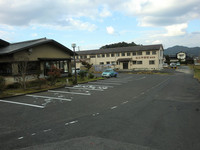 Medium_1.駐車場resize1323