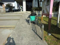 Medium_01駐車場から建物