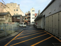 Medium_カラコロ工房駐車場resize3270
