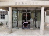Medium_01_藤田喬平ガラス美術館建物出入口