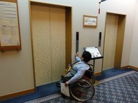 Medium_01_きよ水館内エレベーター
