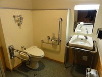 Medium_01_きよ水車いす専用トイレ
