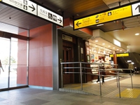 Medium_02_伊達の牛たん仙台駅3階エレベーター
