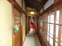 Medium_02_鐘景閣建物内通路