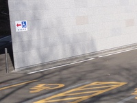 Medium_01_仙台市博物館駐車場から建物