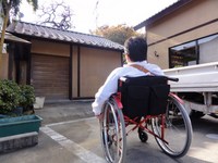 Medium_01_寺町小路駐車場～建物まで