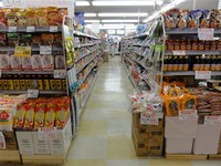 Medium_02_スーパーさいち建物通路
