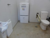 Medium_02_元鍛冶丁公園車いす専用トイレ