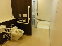 Medium_01_bivi東口1階介助スペース