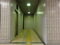 Medium_02_地下鉄長町南駅エレベーター_ed