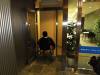 Medium_02_ホテルグリーンプラス建物出入口