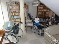 Medium_02_白石薬師の湯共有コーナー