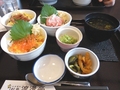 Thumb_食事