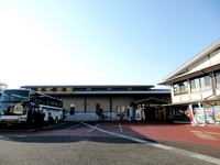 Medium_大型バス駐車場