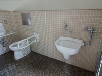 Medium_029多目的トイレ内