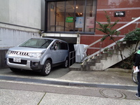 Medium_建物外観