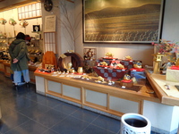 Medium_店内売り場２