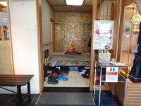 Medium_店内入口