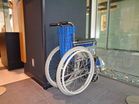 Medium_貸出し車いす