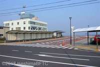 Medium_01-マリンターミナルへの歩道