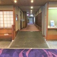 Medium_8，ロビー～多目的トイレ