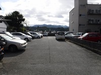 Medium_004宿泊者専用駐車場全景