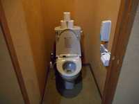 Medium_011店内男子トイレ1